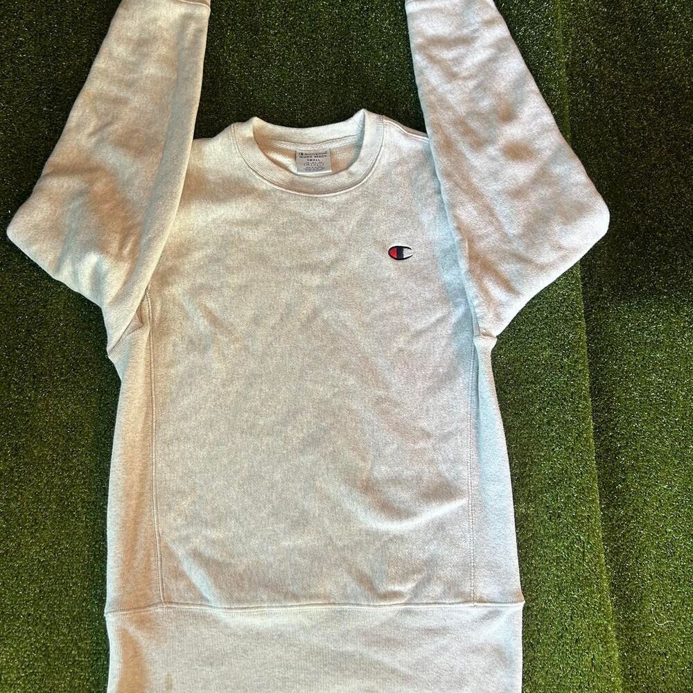 Champion Men's Grey Sweatshirt